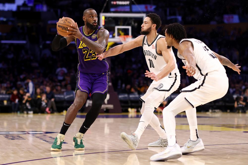 续的伤病困 续的伤病困