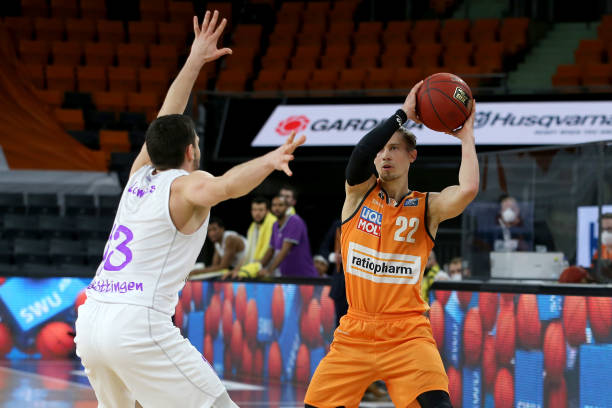 一场关乎胜 一场关乎胜