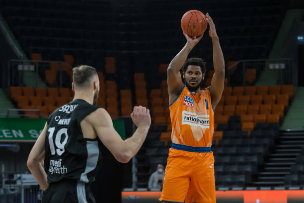 整体防守评 整体防守评