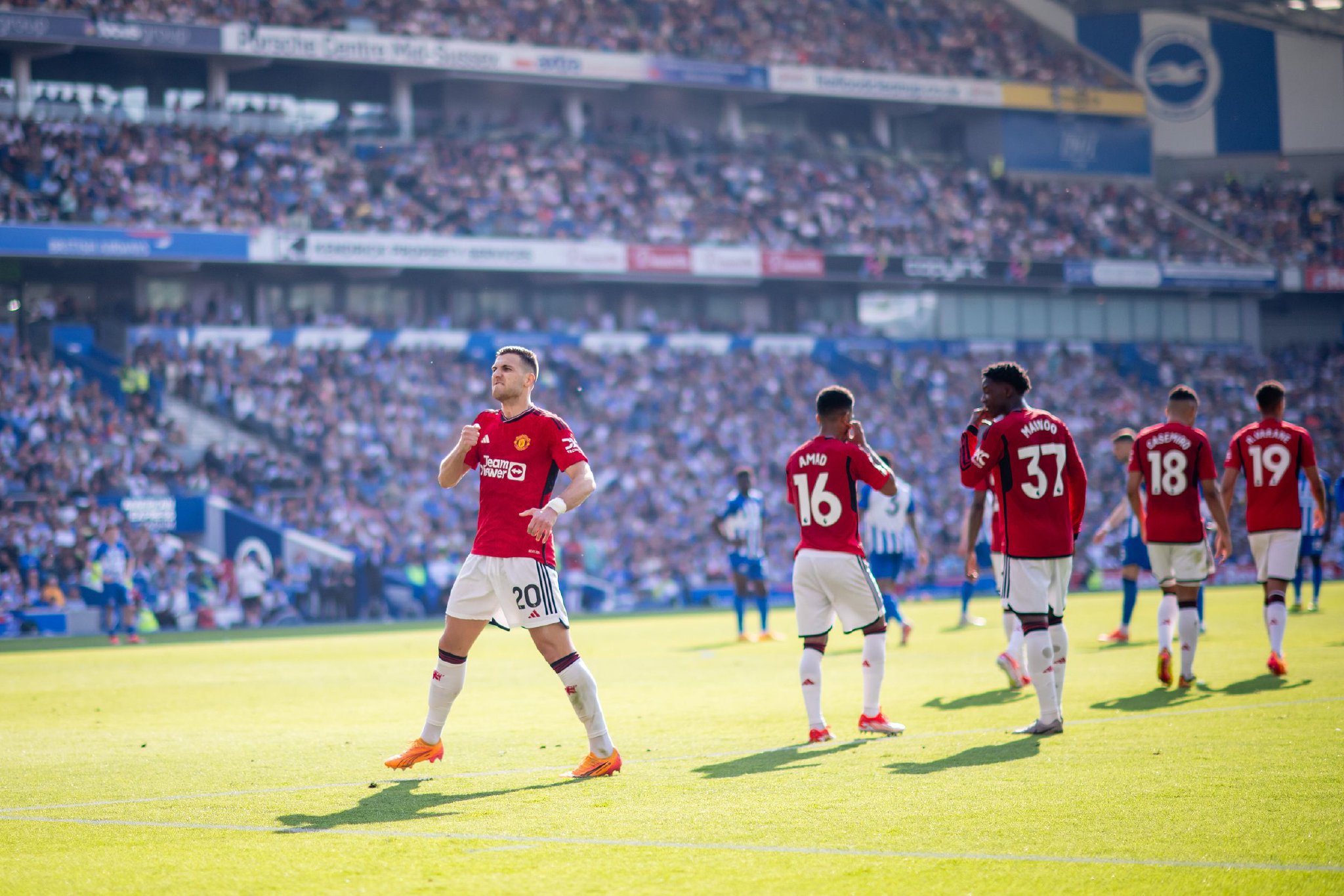 还是在割裂 还是在割裂